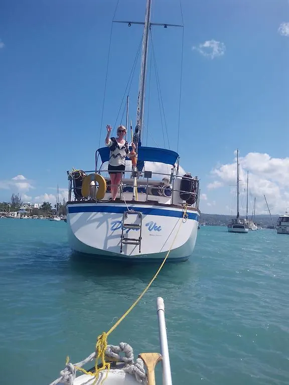 Botel Deja Vu Hotel Montego Bay