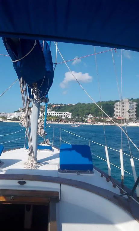 ** Botel Deja Vu Hotel Montego Bay Jamaica