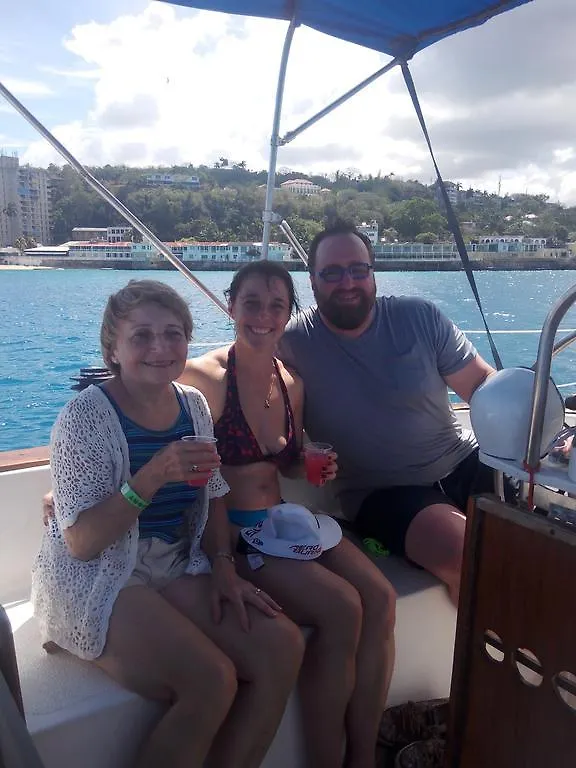 Deja Vu Hotel Montego Bay Botel